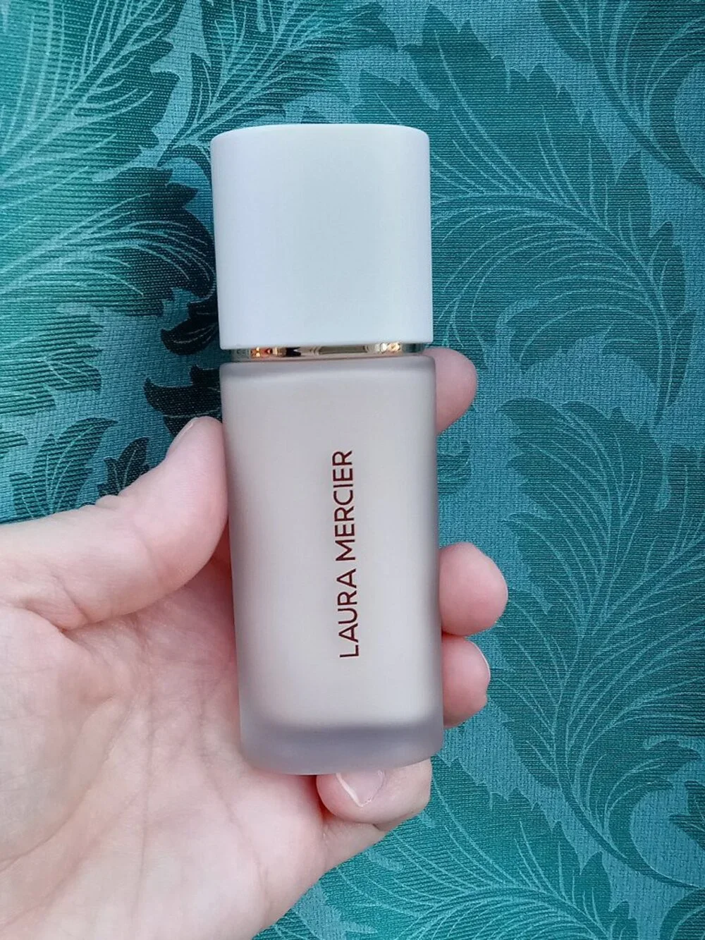 NEW Laura Mercier Real Flawless Foundation